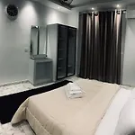 Dhb Stays Family-Friendly 2Br In City Center 81